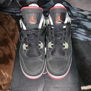 Air Jordan 4